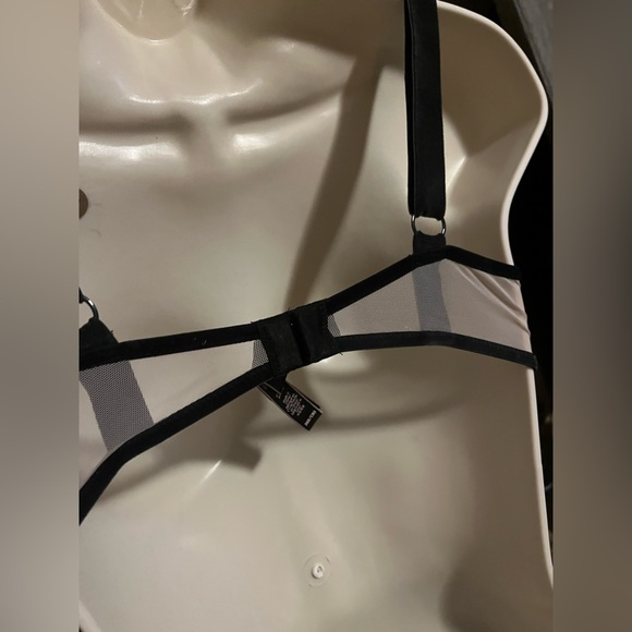 Victoria’s Secret bra - Picture 4 of 4